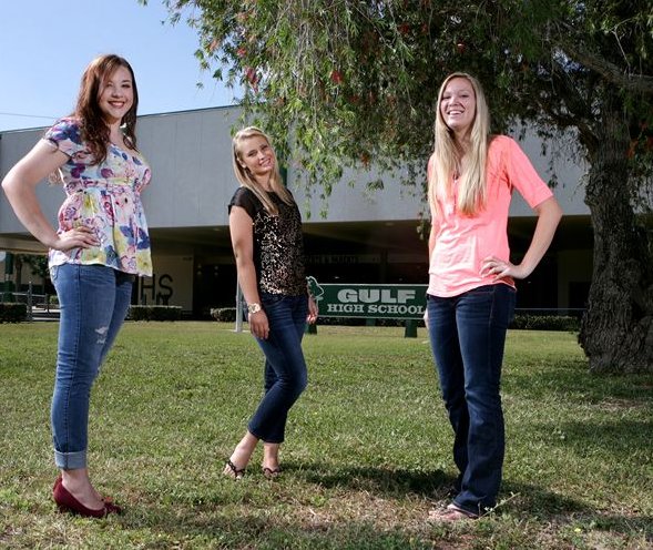 Web article – Gulf valedictorians and salutatorians