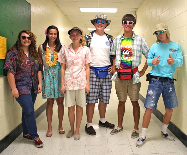 Tacky Tourist Day | Gulf High School