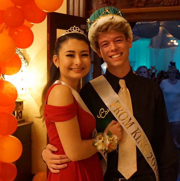 prom_queen_and_king